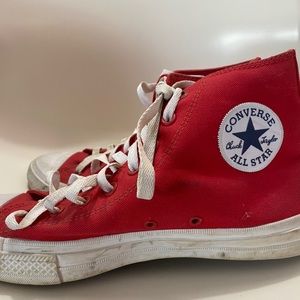 Red converse